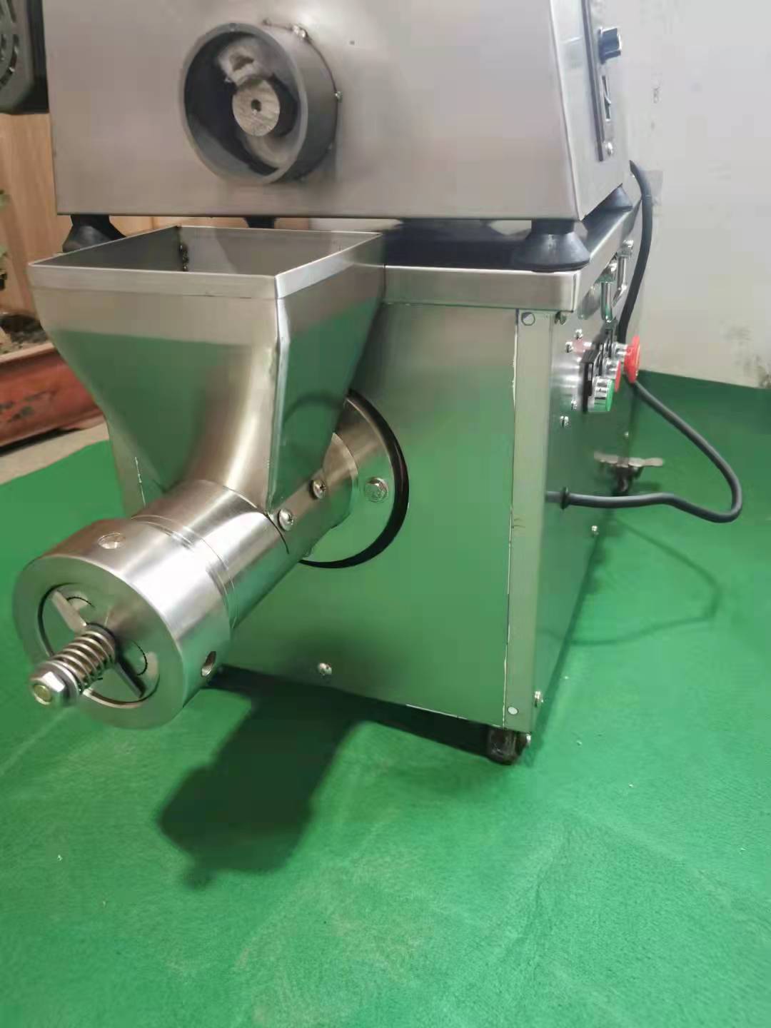 鹰潭手工辣条机